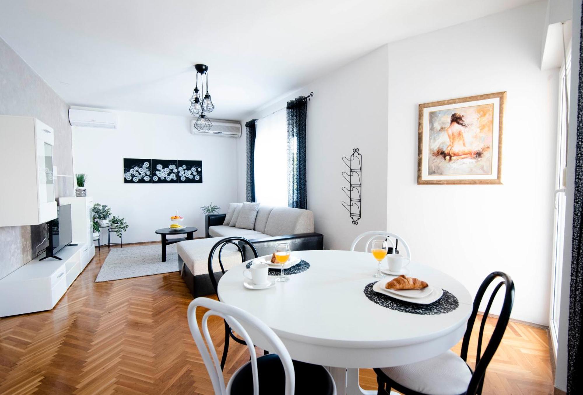 Karla Apartment