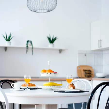 Apartman Karla Sinj Exterior photo
