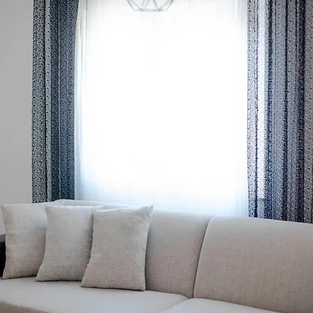 Apartman Karla Sinj Exterior photo